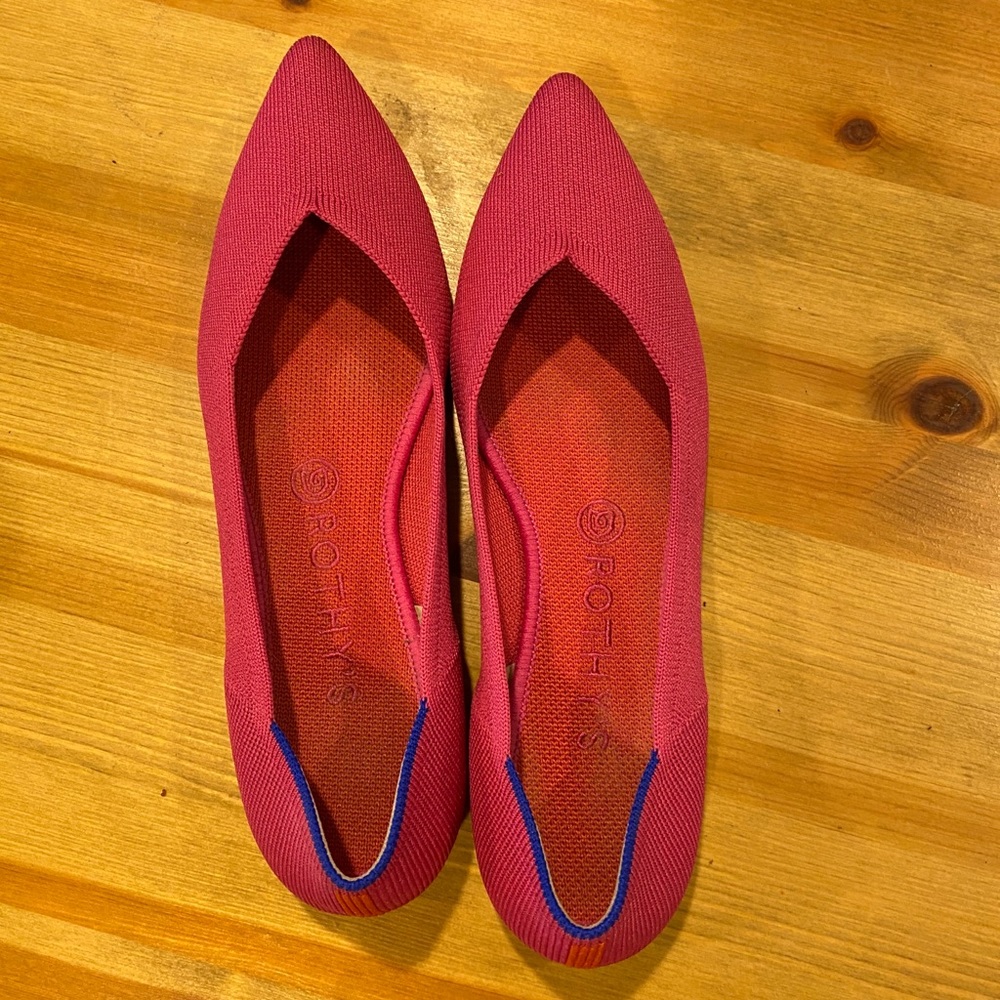 Rothys size 9 berry point flat